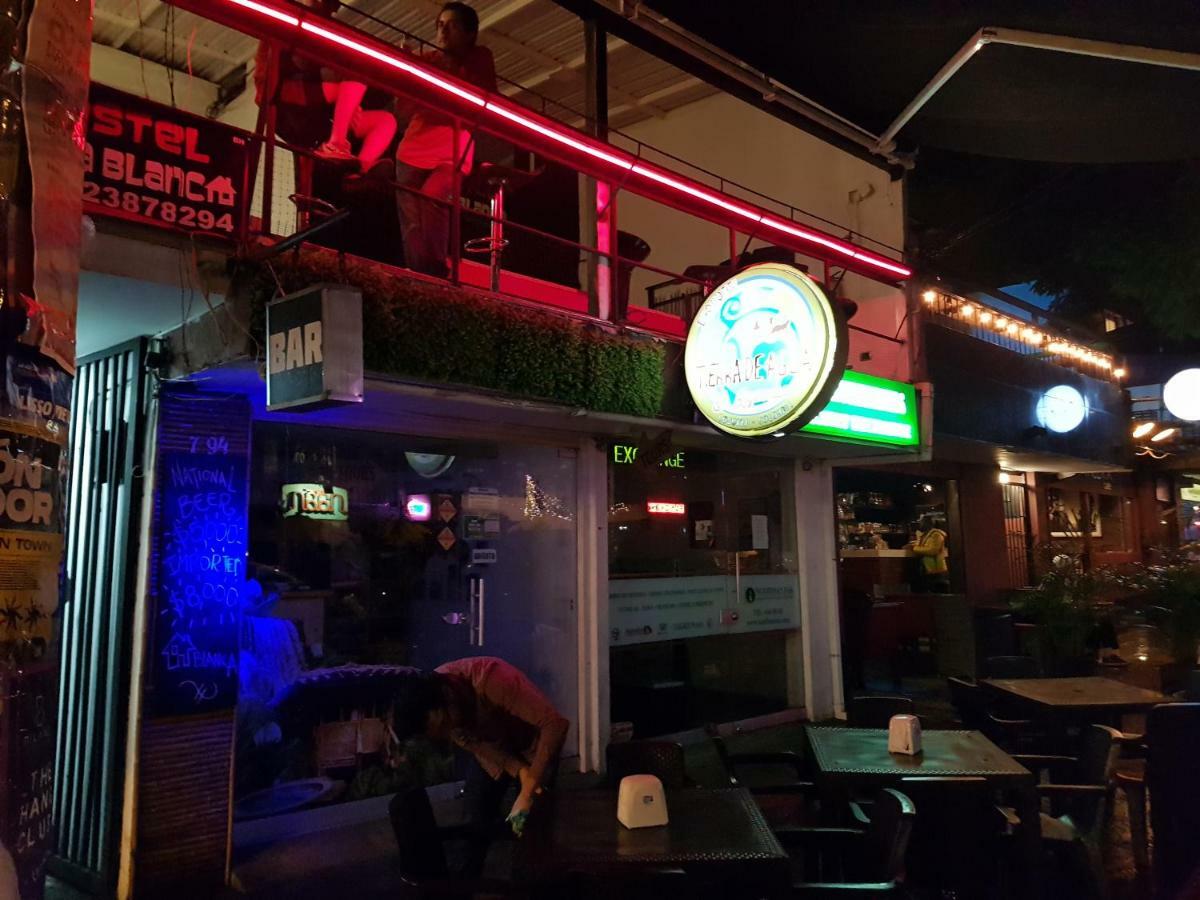 ميديلين Casa Blanca Hostel المظهر الخارجي الصورة